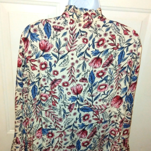 NWT☆STYLE & CO☆Plus Size Long Bell Sleeve Button Down Blouse☆0X - Picture 6 of 16